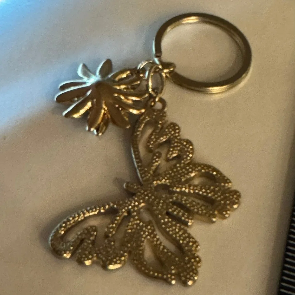 Butterfly Keychain Gold Tone Flower‎ Charm Purse Bag Accessory